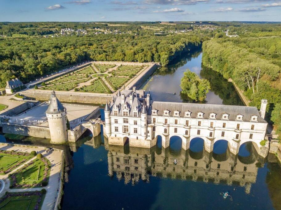 Maison Au Milieu Des Bois Et Des Animaux Jouy-le-Potier Exterior foto